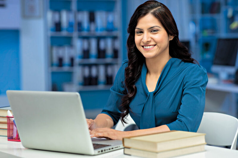 UAE Introduces 4.5-day Workweek