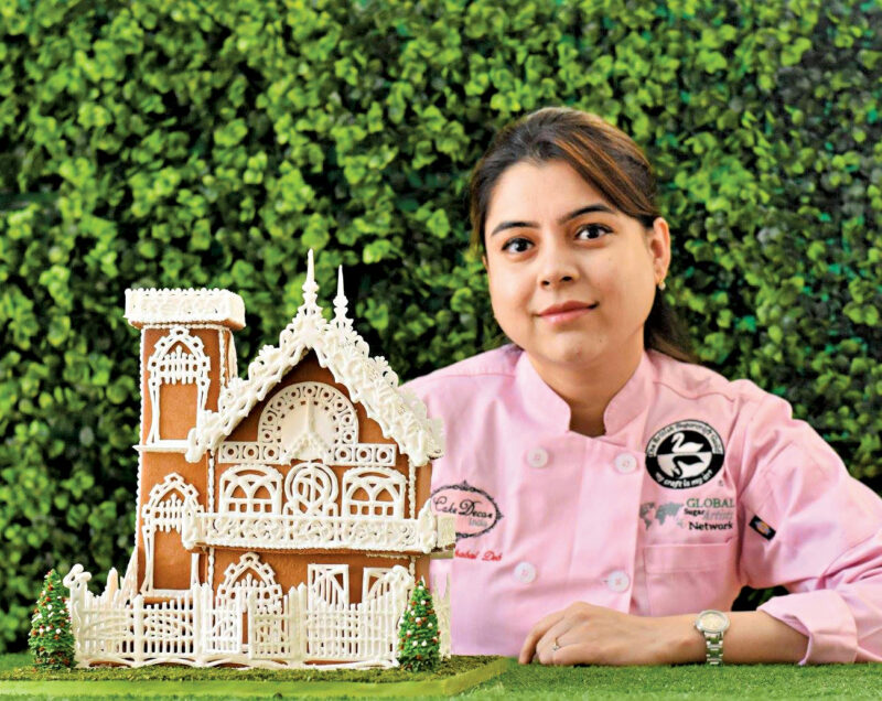 Cake Artist Prachi Dhabal Deb Breaks Guinness Record