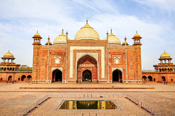 Mosque in the Taj Mahal