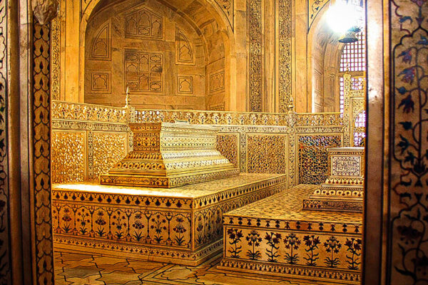 Tomb Inside the Taj Mahal