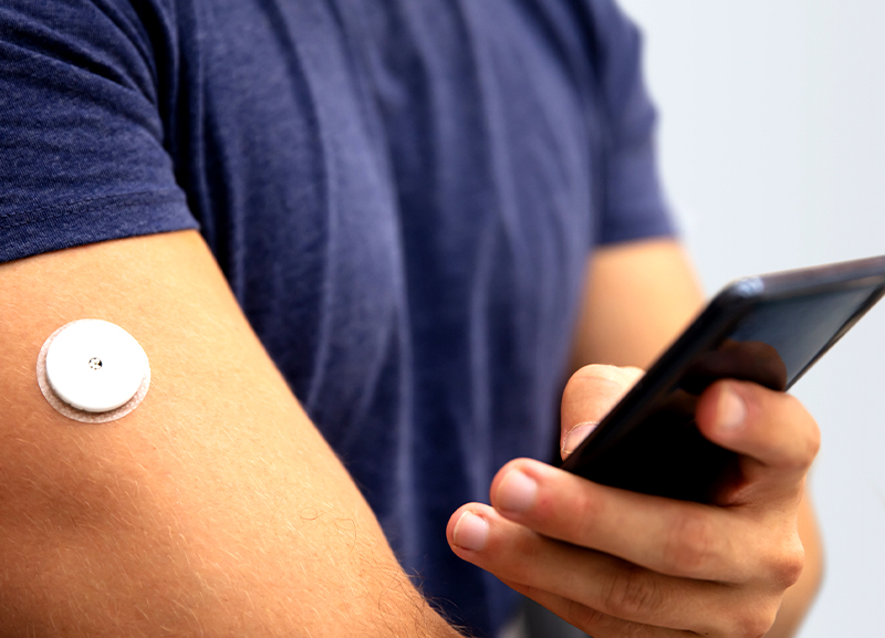 Wearable Medical Lab That Monitors Health Statistics