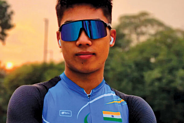 Ronaldo Singh Laitonjam Wins Cycling Silver