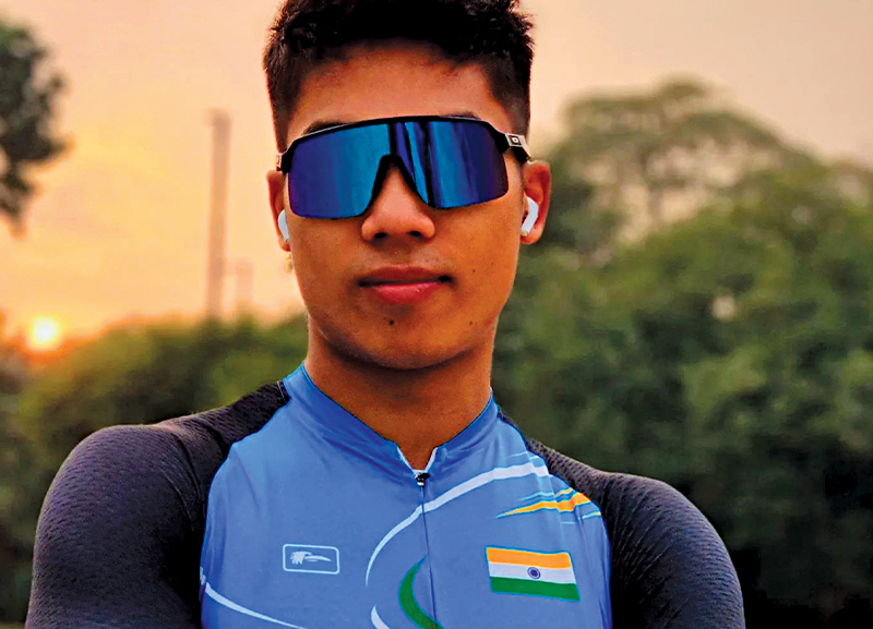 Ronaldo Singh Laitonjam Wins Cycling Silver