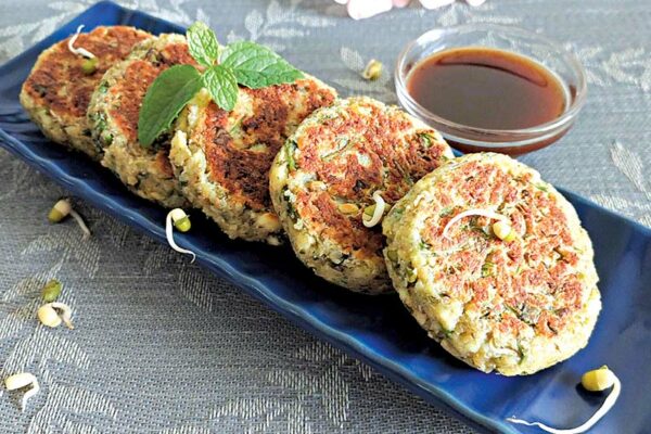 Moong-Paneer-Oat Cutlets