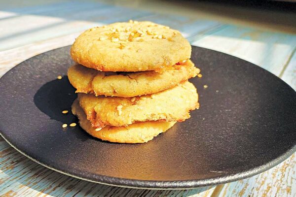 Sesame Jaggery Cookies