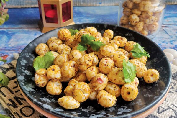 Caramelised Masala Makhanas