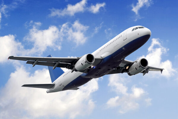 What Happens to a Plane if It Loses Power in its Engines? 