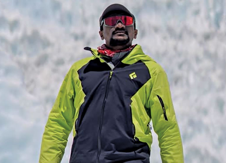 Indian Mountaineer Scales Cho Oyu