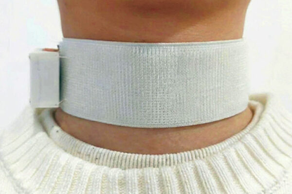 Choker That Enables Communication